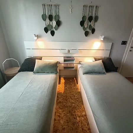 Domus Marco Aurelio * روما